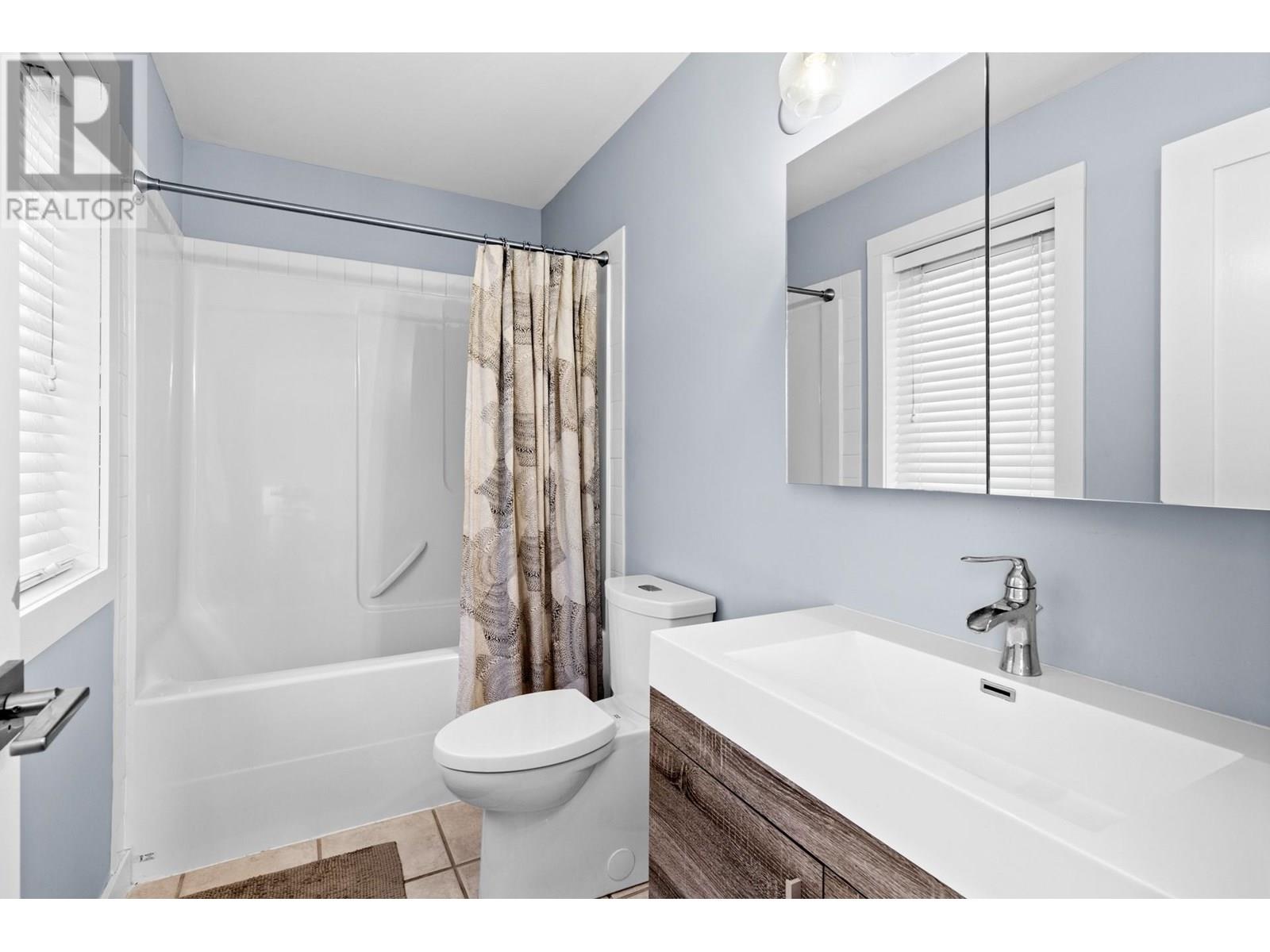  16699 Carrs Landing Road, Lake Country