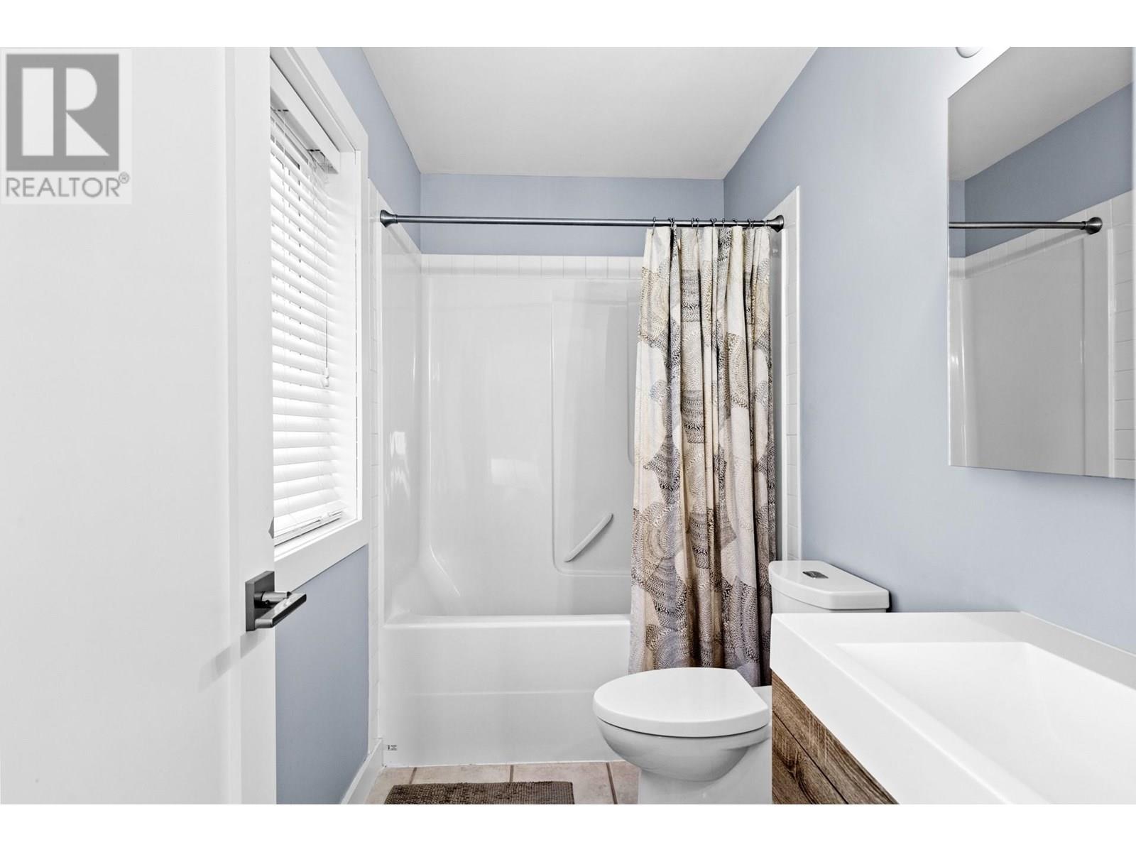 16699 Carrs Landing Road, Lake Country