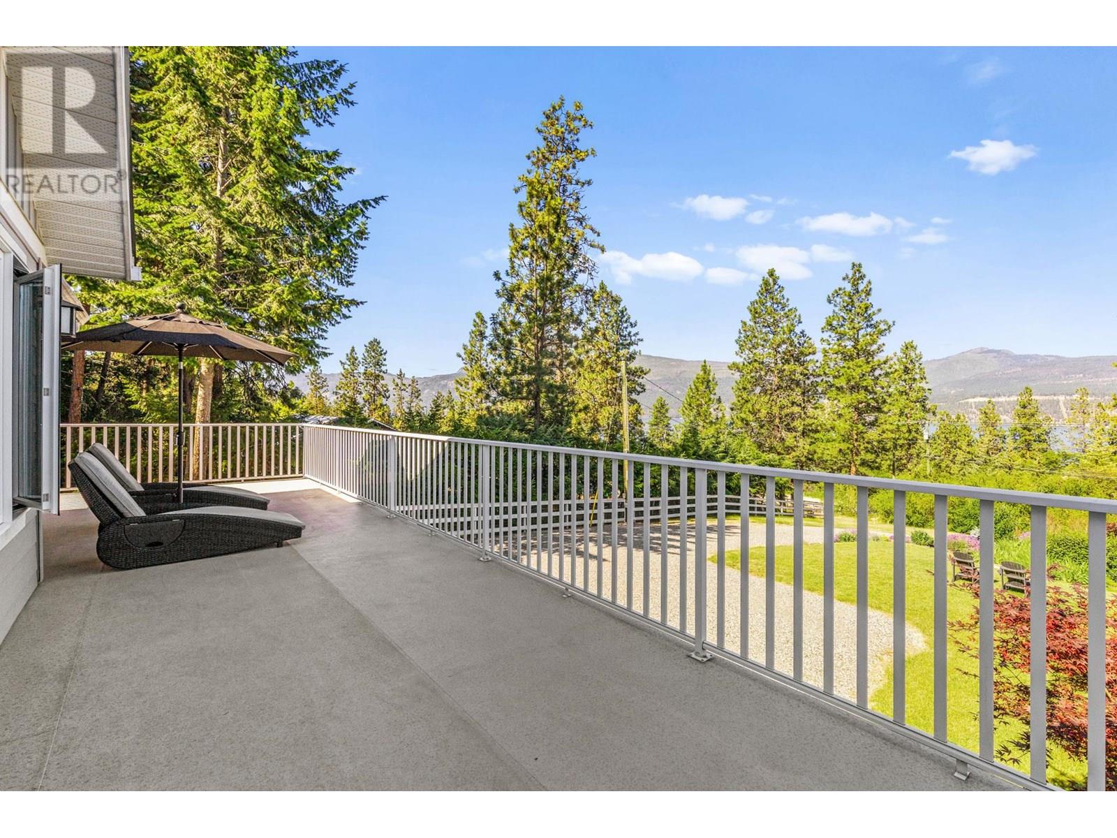  16699 Carrs Landing Road, Lake Country