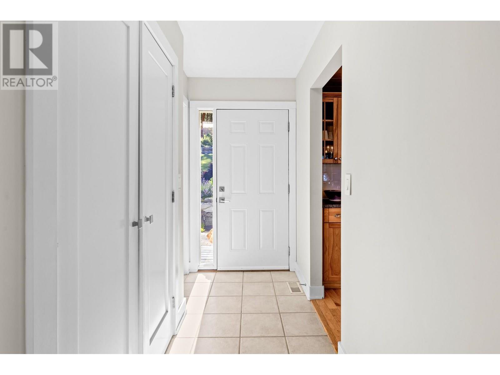  16699 Carrs Landing Road, Lake Country