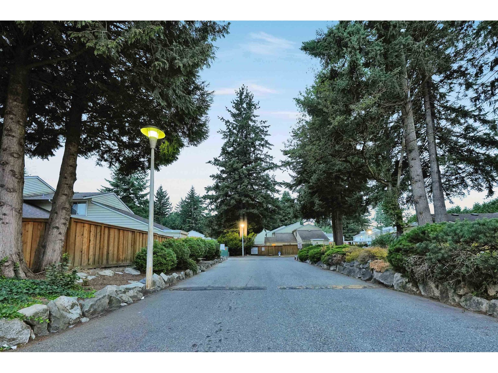 Photo 17 of 33 3075 Trethewey Street, Abbotsford BC
