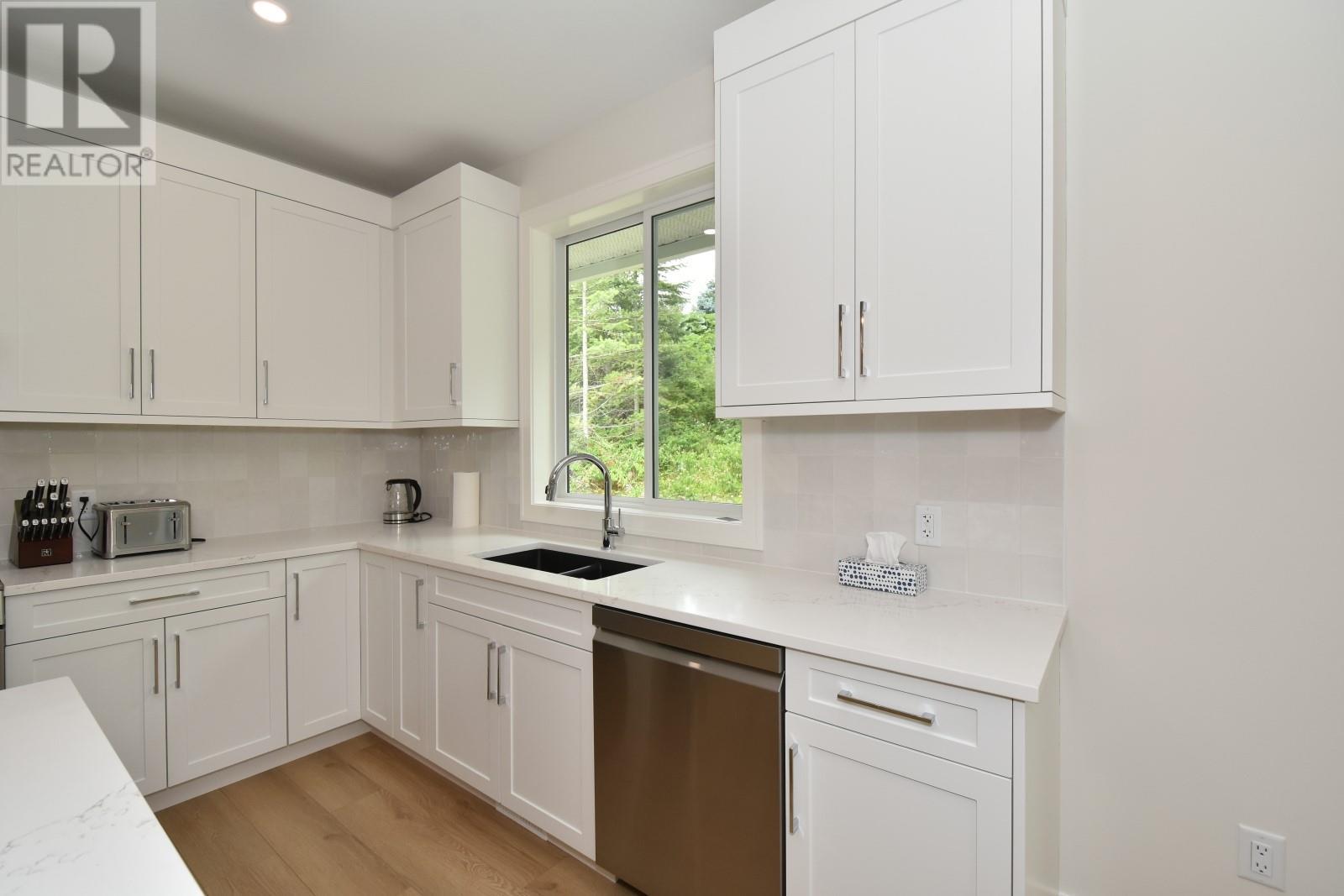 Photo 62 of 2537 Valley Place, Blind Bay BC