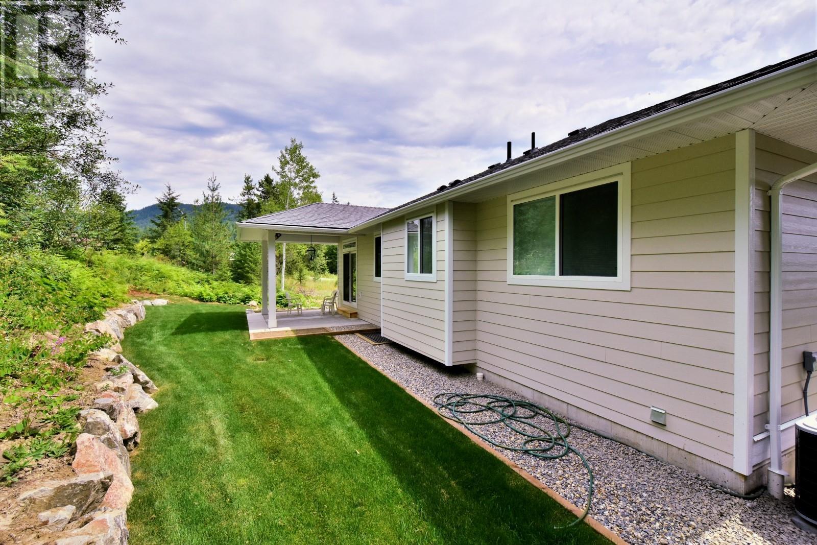 Photo 48 of 2537 Valley Place, Blind Bay BC
