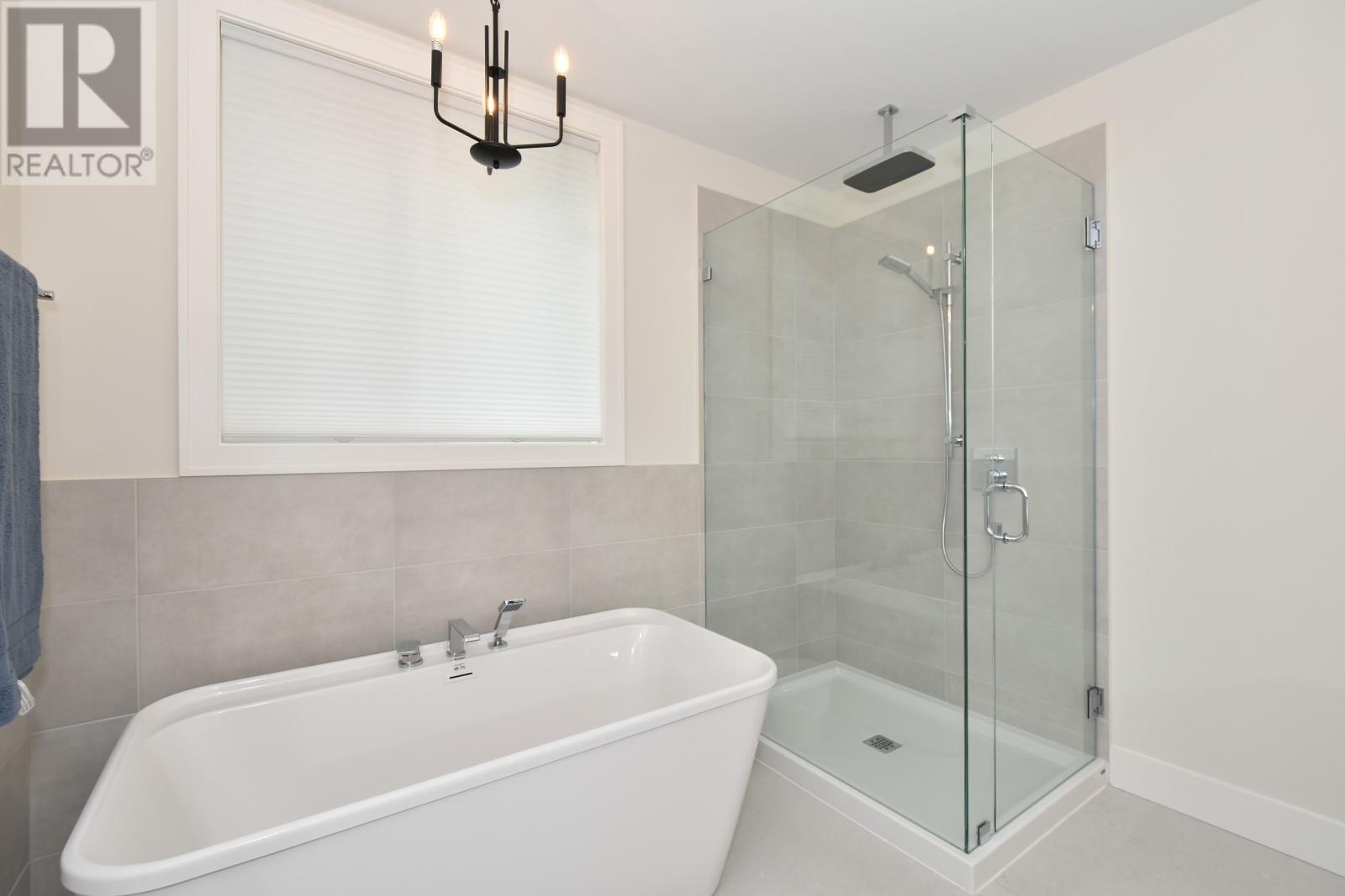 Photo 1 of 2537 Valley Place, Blind Bay BC