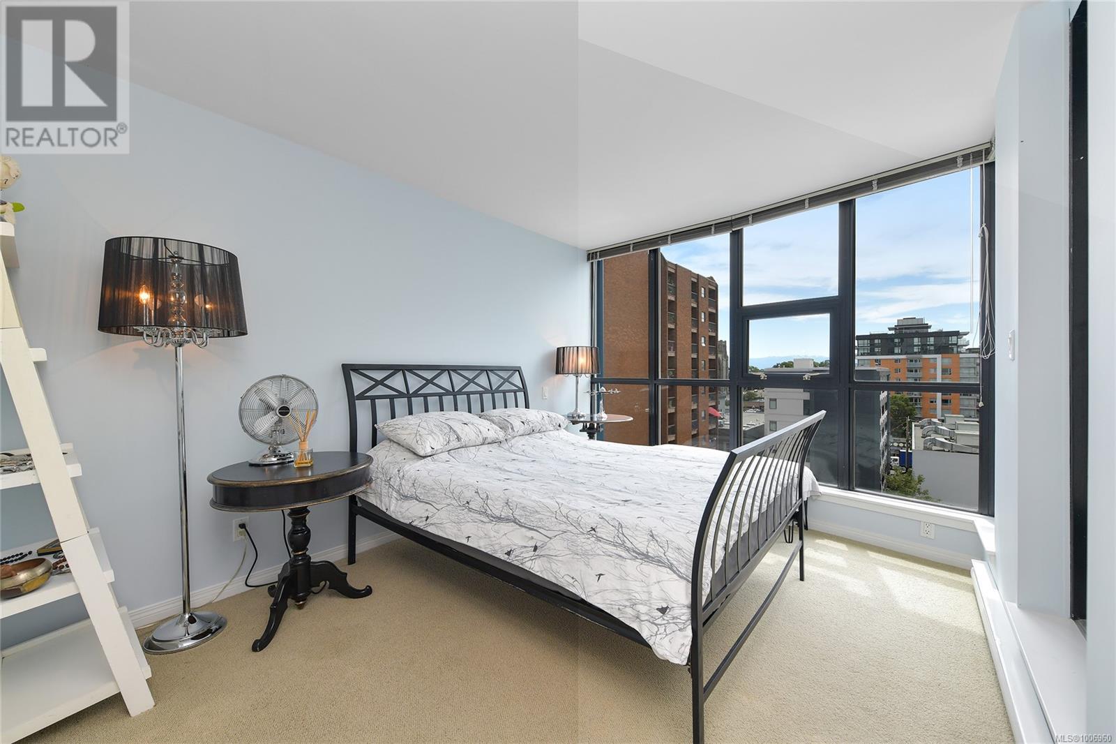 Photo 5 of 706 860 View St, Victoria BC
