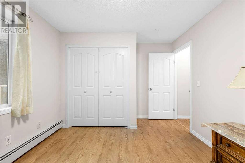 Single Family House for Sale in   Somervale Court SW Somerset Calgary 