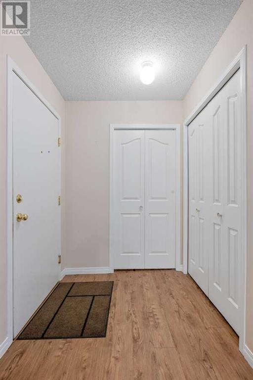Single Family House for Sale in   Somervale Court SW Somerset Calgary 