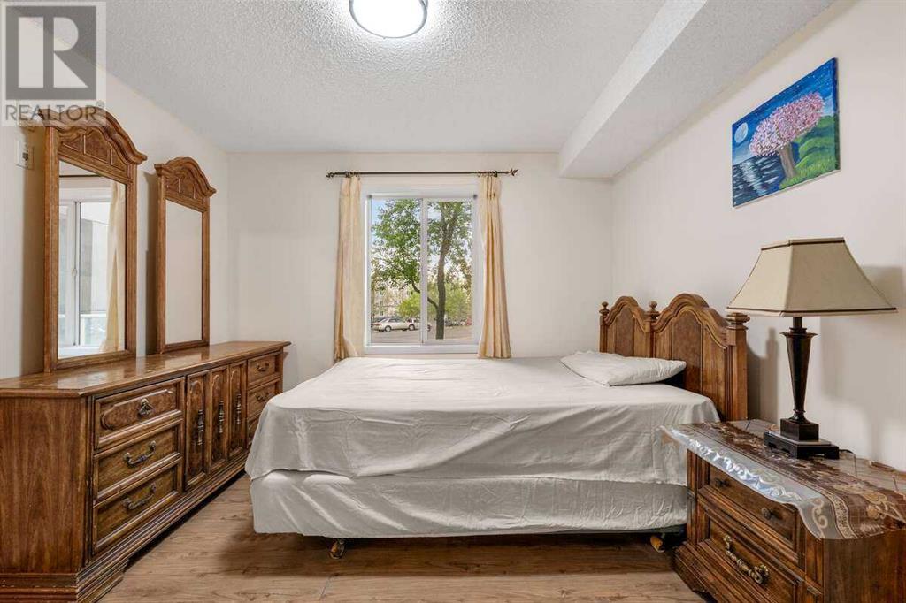 Single Family House for Sale in   Somervale Court SW Somerset Calgary 