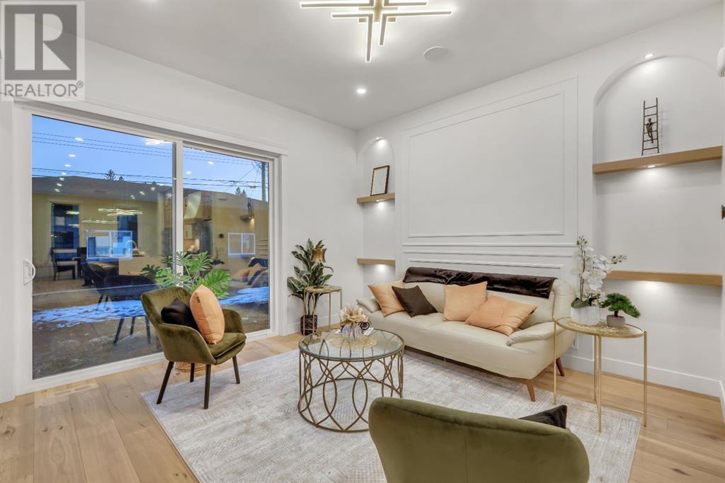 Single Family House for Sale in   Avenue SW Richmond Calgary 