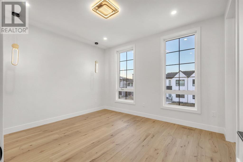 Single Family House for Sale in   Avenue SW Richmond Calgary 