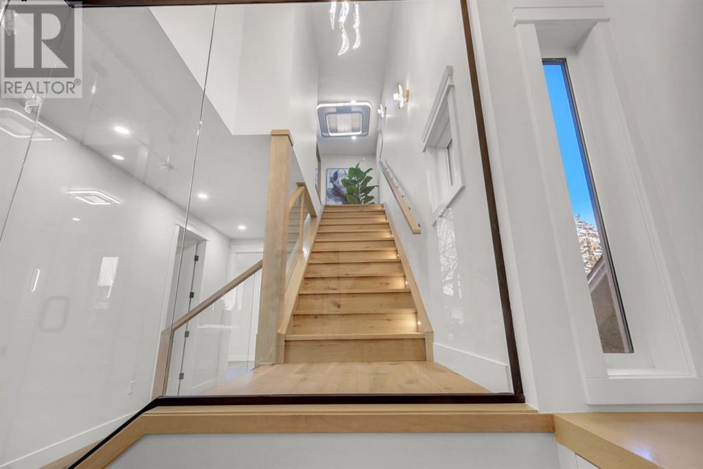 Single Family House for Sale in   Avenue SW Richmond Calgary 