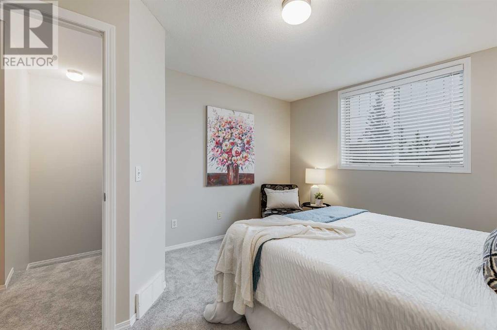 Single Family House for Sale in  Everstone Place SW Evergreen Calgary 