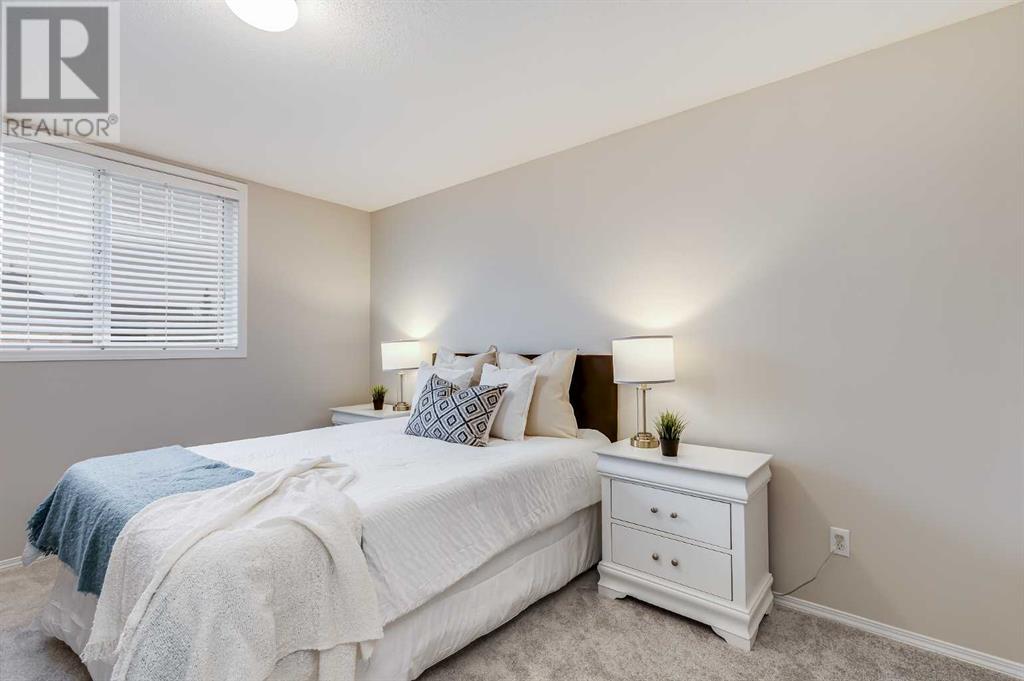 Single Family House for Sale in  Everstone Place SW Evergreen Calgary 