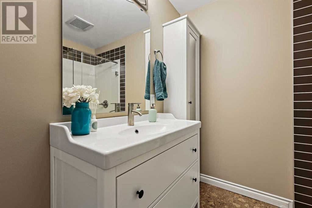 Single Family House for Sale in  Scenic View Close NW Scenic Acres Calgary 