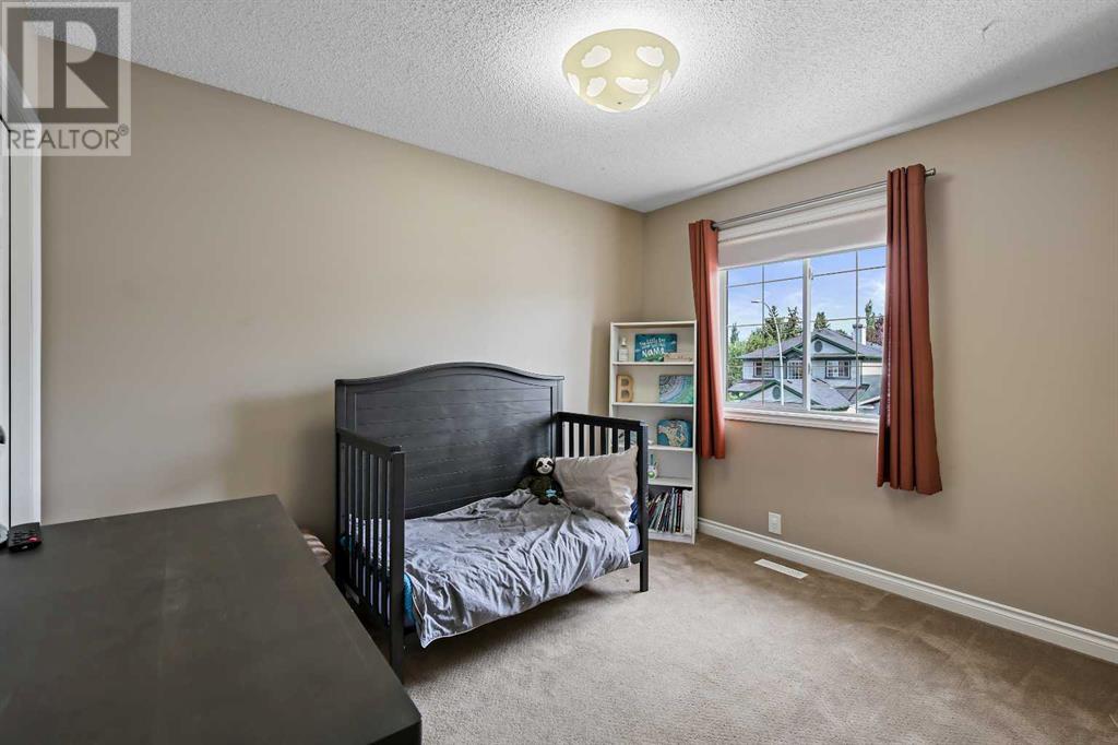 Single Family House for Sale in  Scenic View Close NW Scenic Acres Calgary 