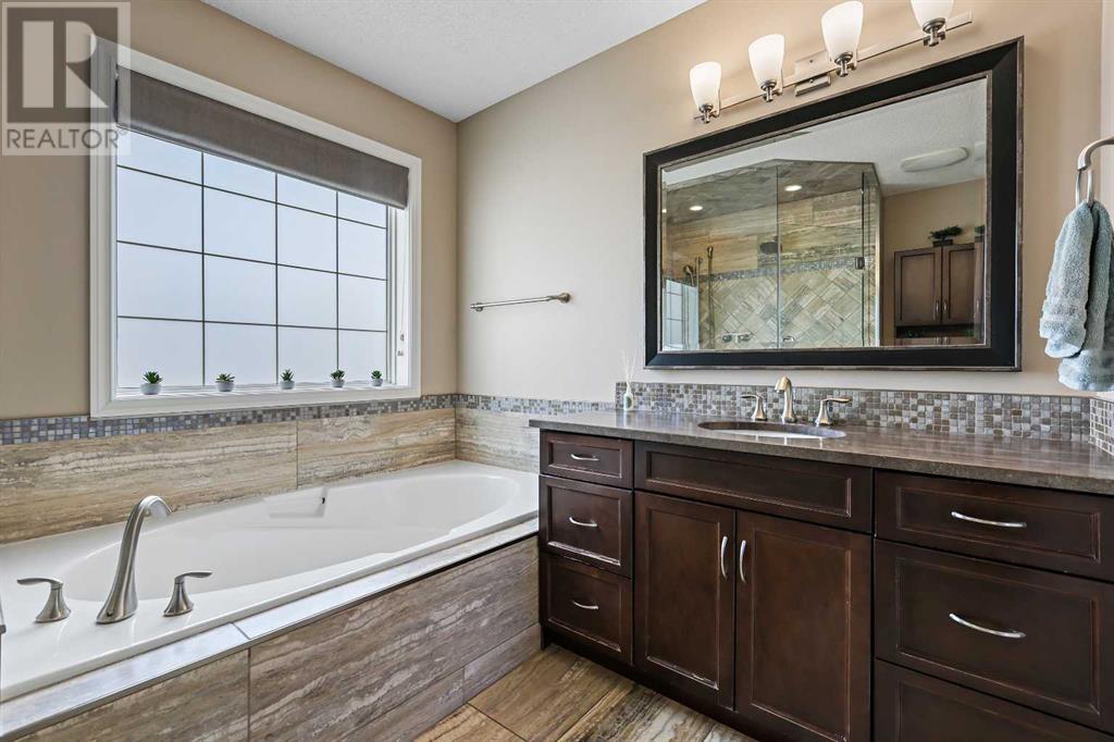 Single Family House for Sale in  Scenic View Close NW Scenic Acres Calgary 