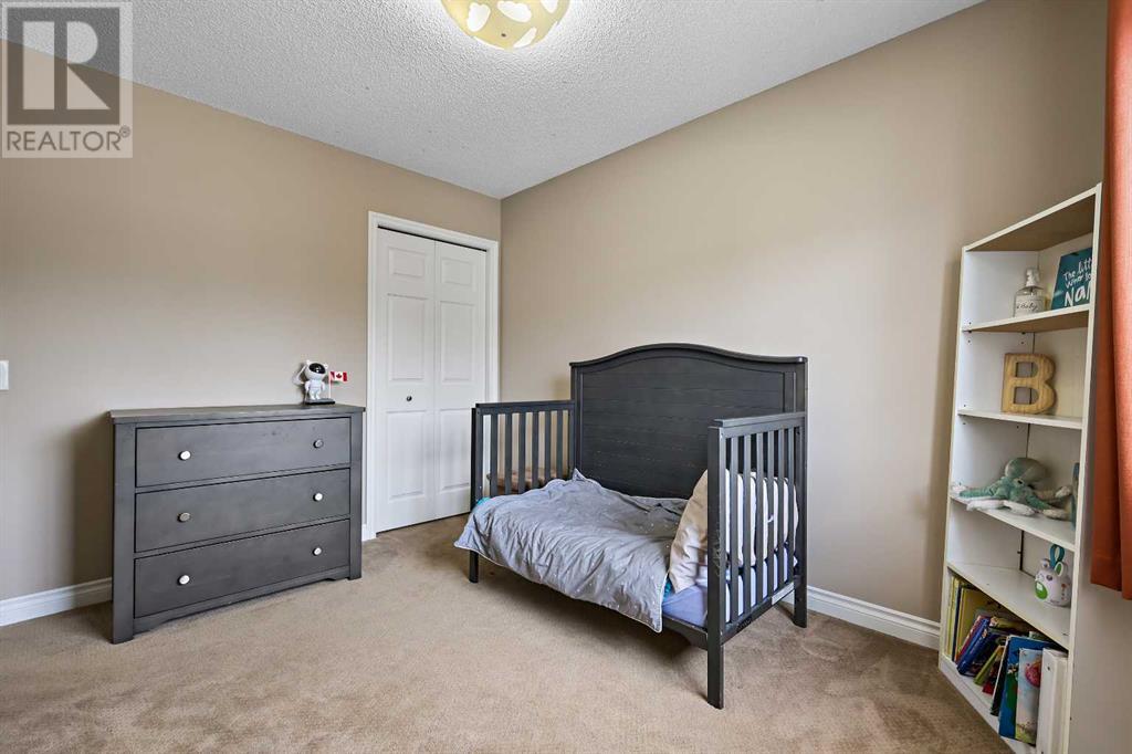 Single Family House for Sale in  Scenic View Close NW Scenic Acres Calgary 