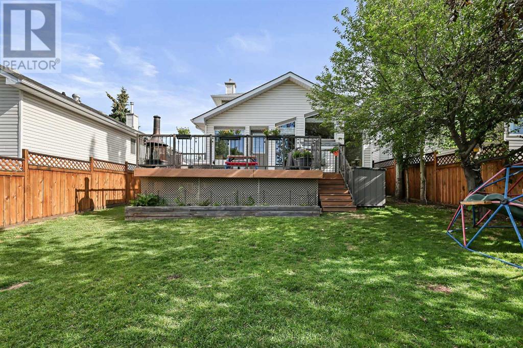Single Family House for Sale in  Scenic View Close NW Scenic Acres Calgary 