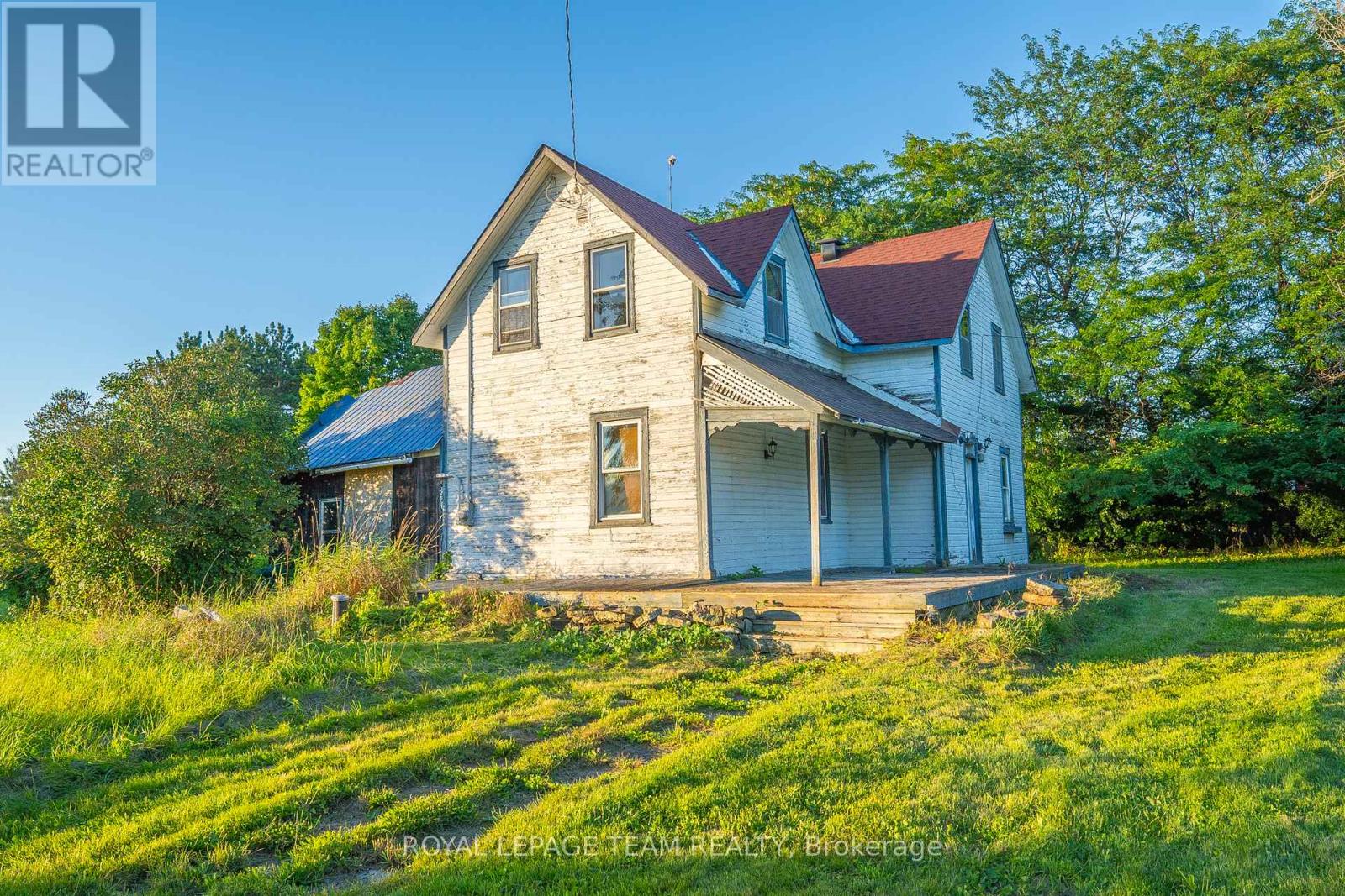 Photo 12 of 1102 Perth Road N, Beckwith ON