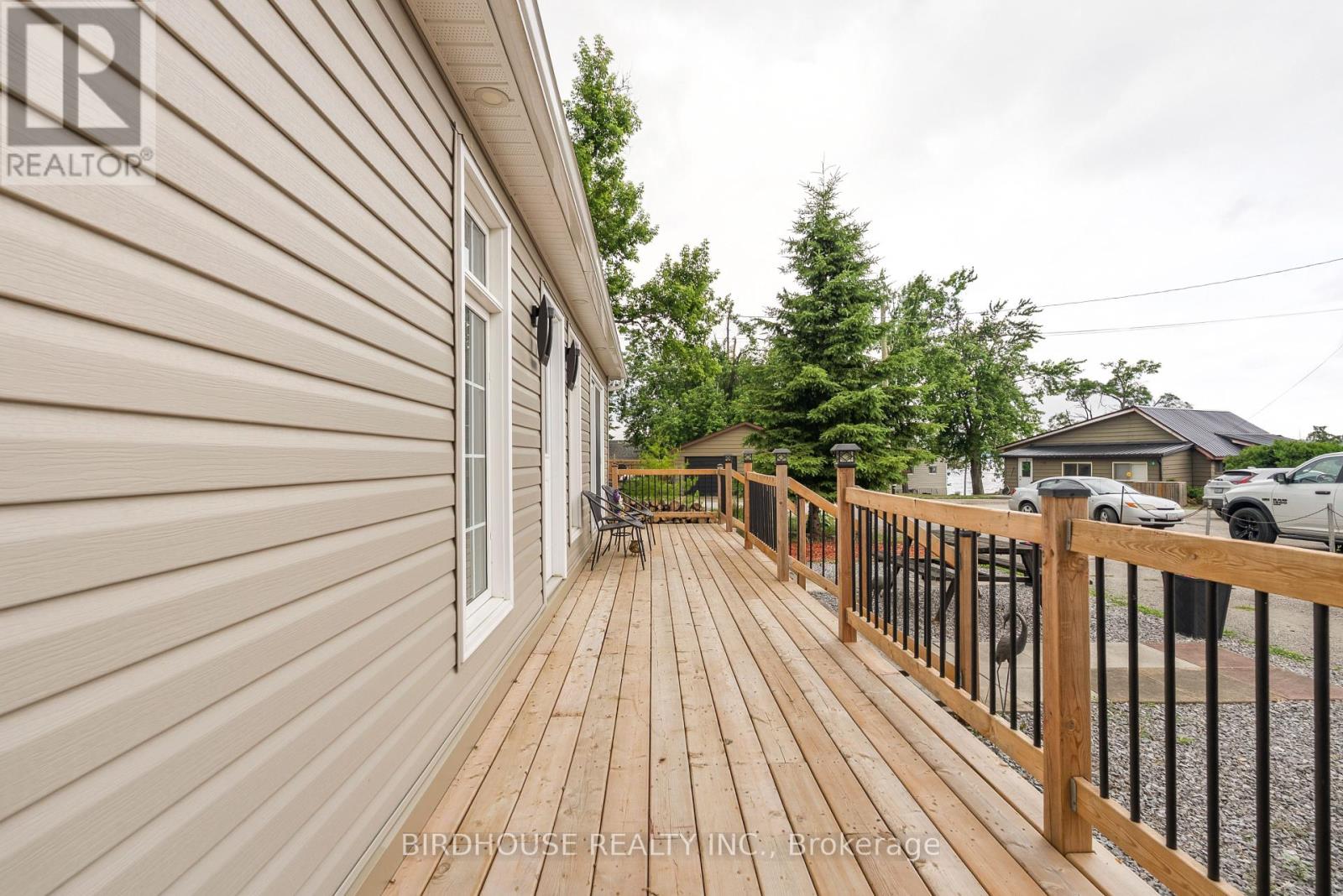 Photo 30 of 16 Third Street, Kawartha Lakes ON
