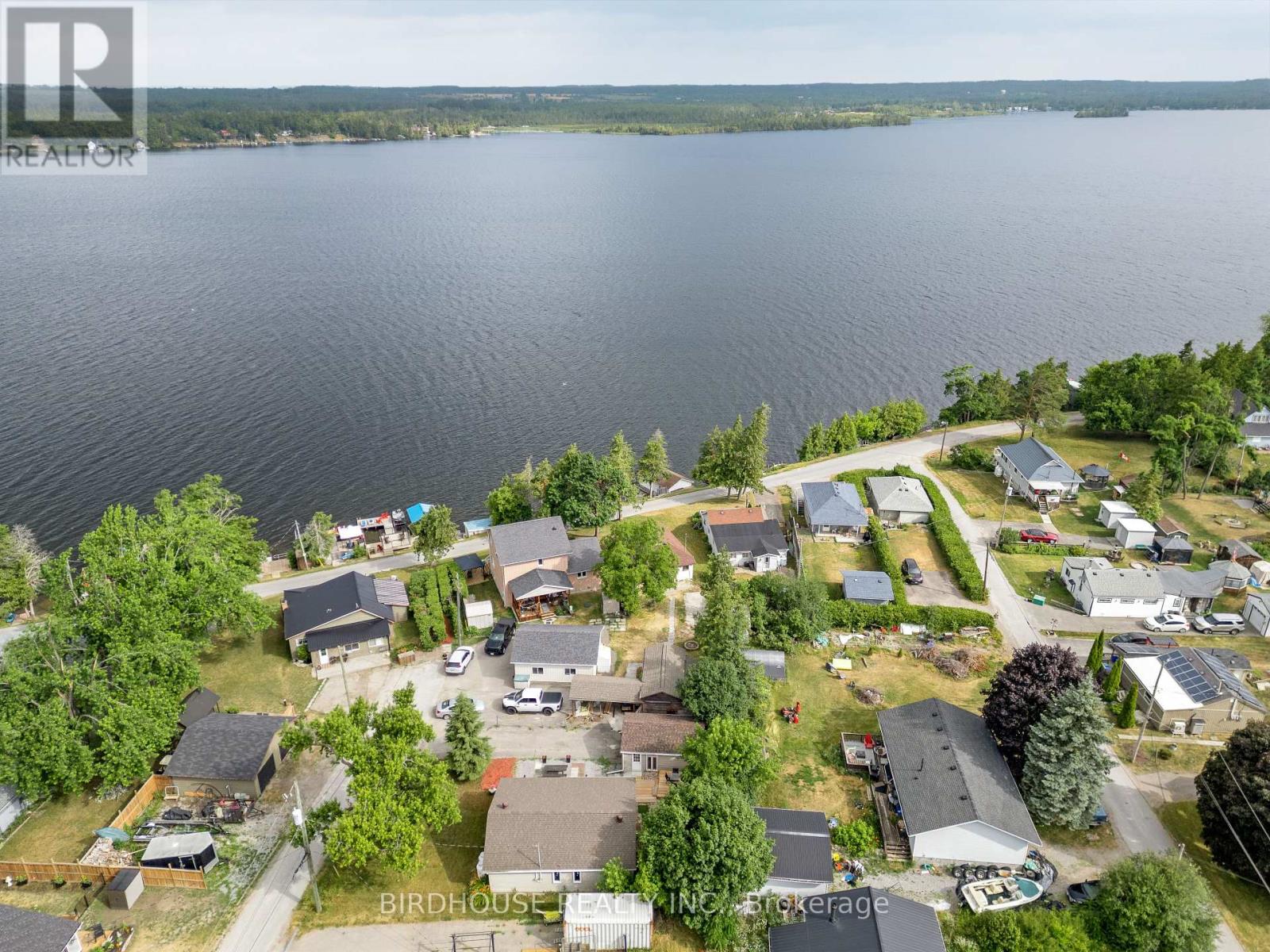 Photo 33 of 16 Third Street, Kawartha Lakes ON