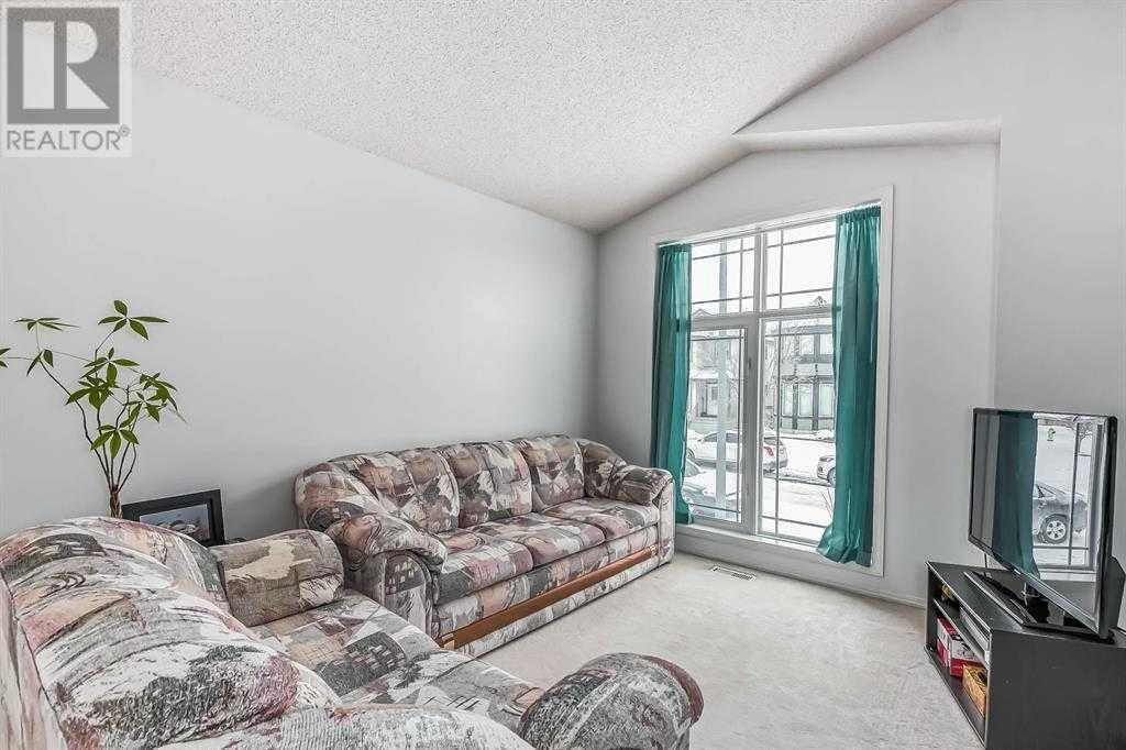 Photo 9 of 59 Taralea Gardens Ne, Calgary AB