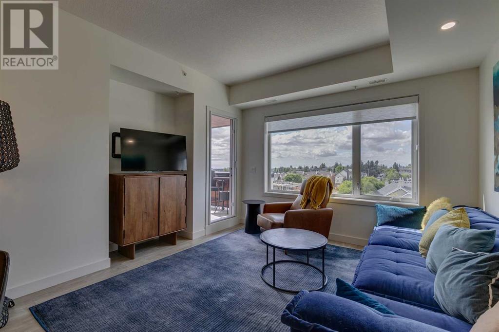 Single Family House Multi-level for Sale in    Street SW South Calgary Calgary 