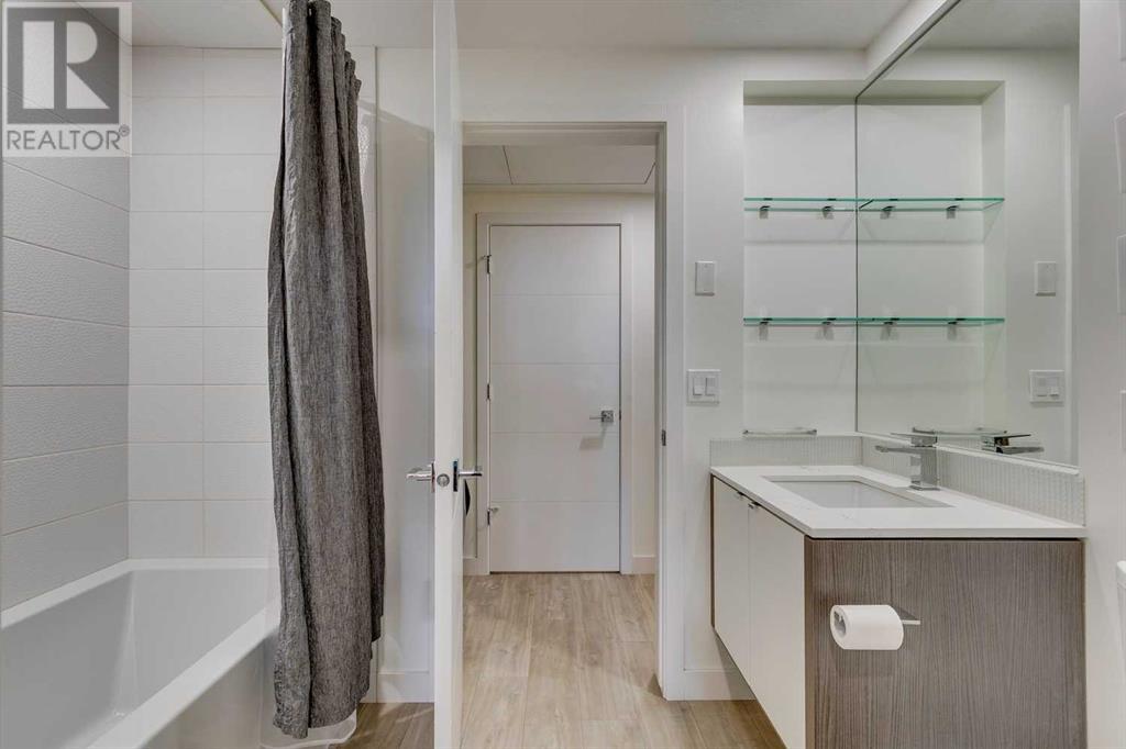 Single Family House Multi-level for Sale in    Street SW South Calgary Calgary 