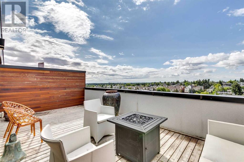 Single Family House Multi-level for Sale in    Street SW South Calgary Calgary 