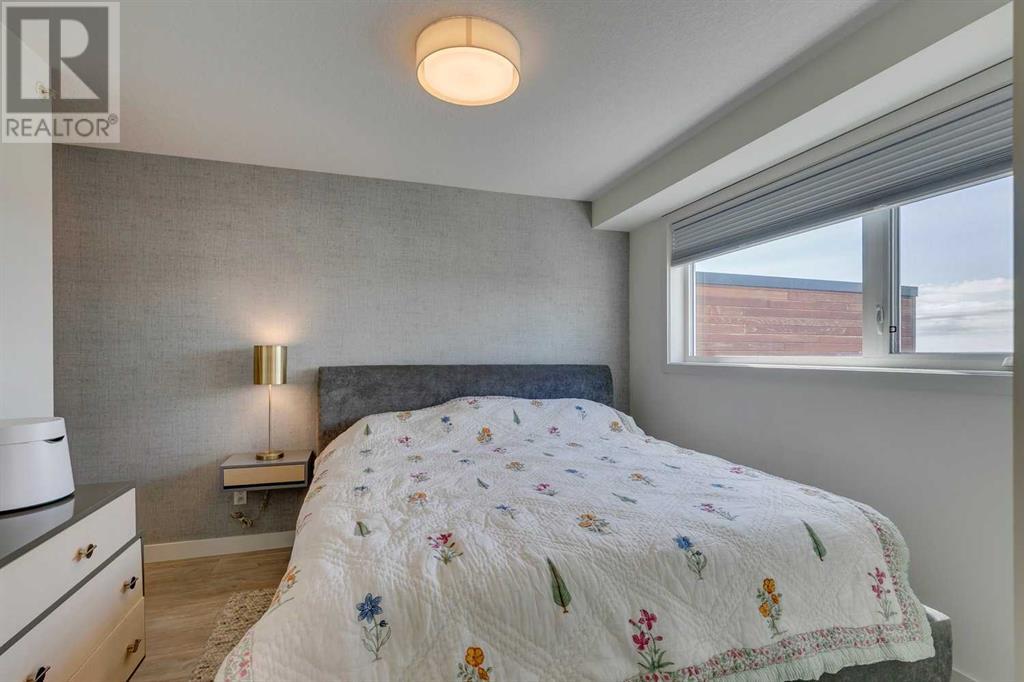 Single Family House Multi-level for Sale in    Street SW South Calgary Calgary 