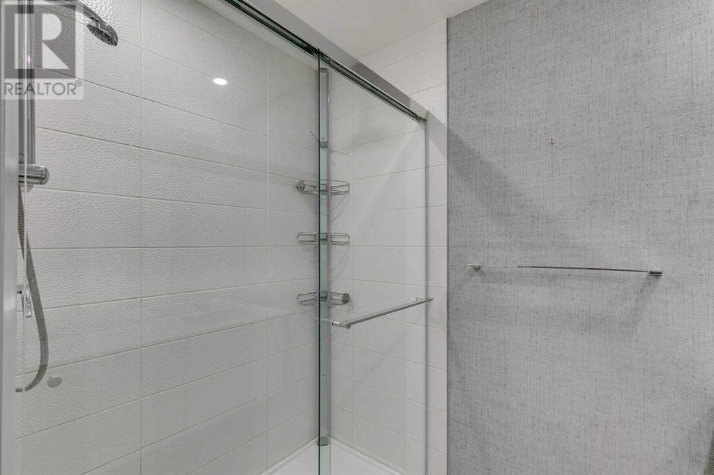 Single Family House Multi-level for Sale in    Street SW South Calgary Calgary 