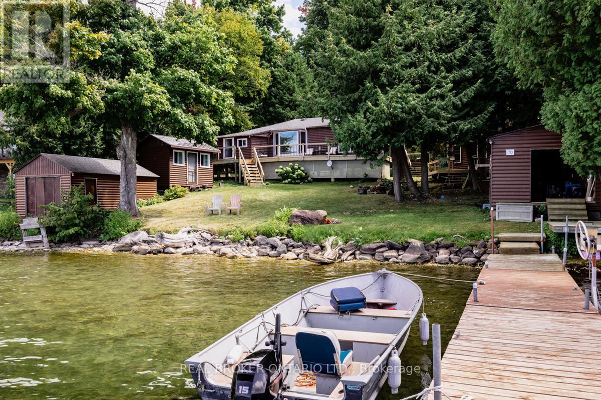 Photo 18 of 70 Ivy Lane, Orillia ON