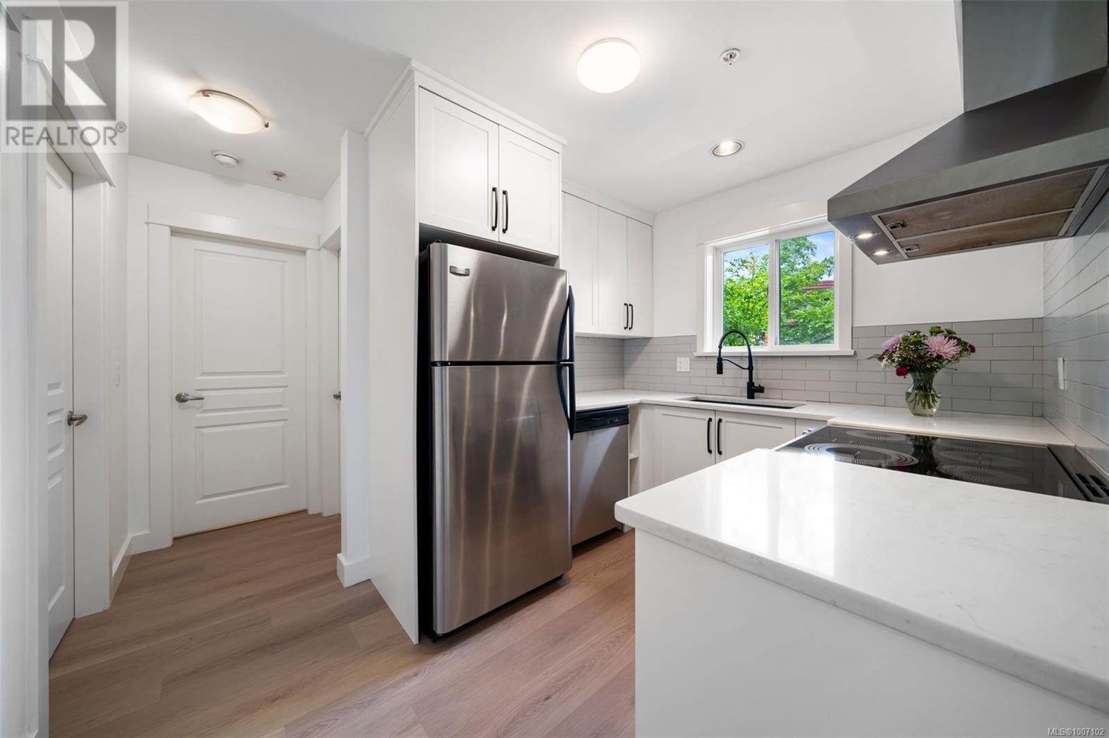 314 655 Goldstream Ave, Langford