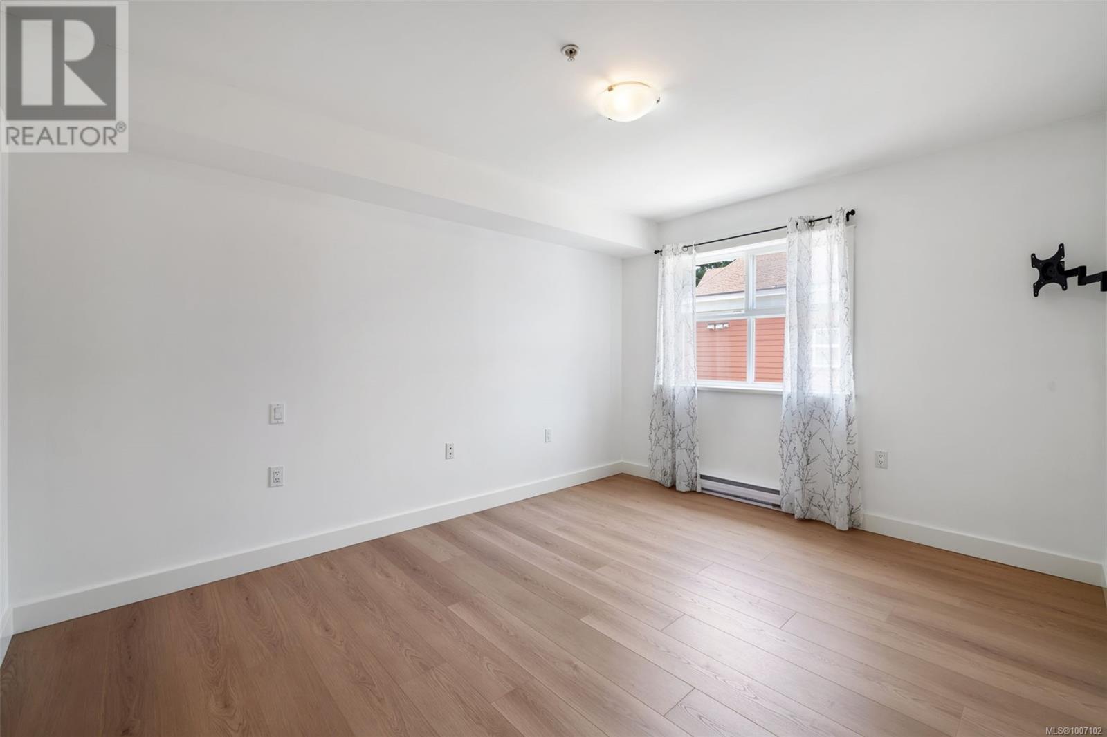 314 655 Goldstream Ave, Langford