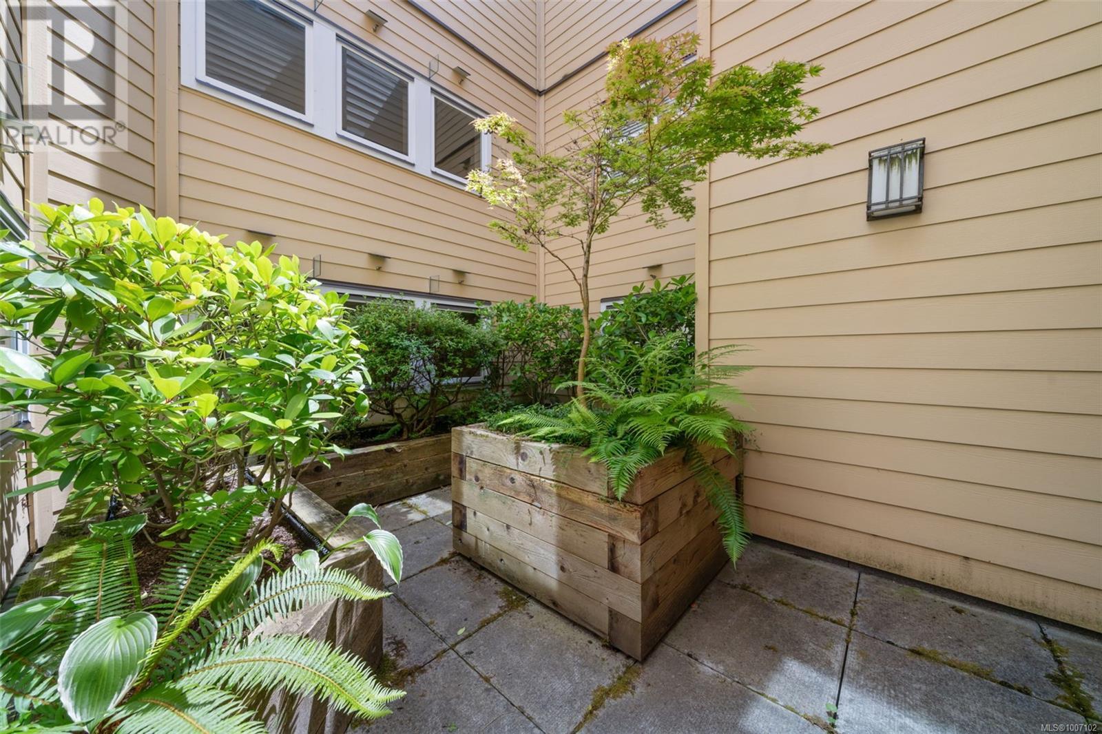 314 655 Goldstream Ave, Langford