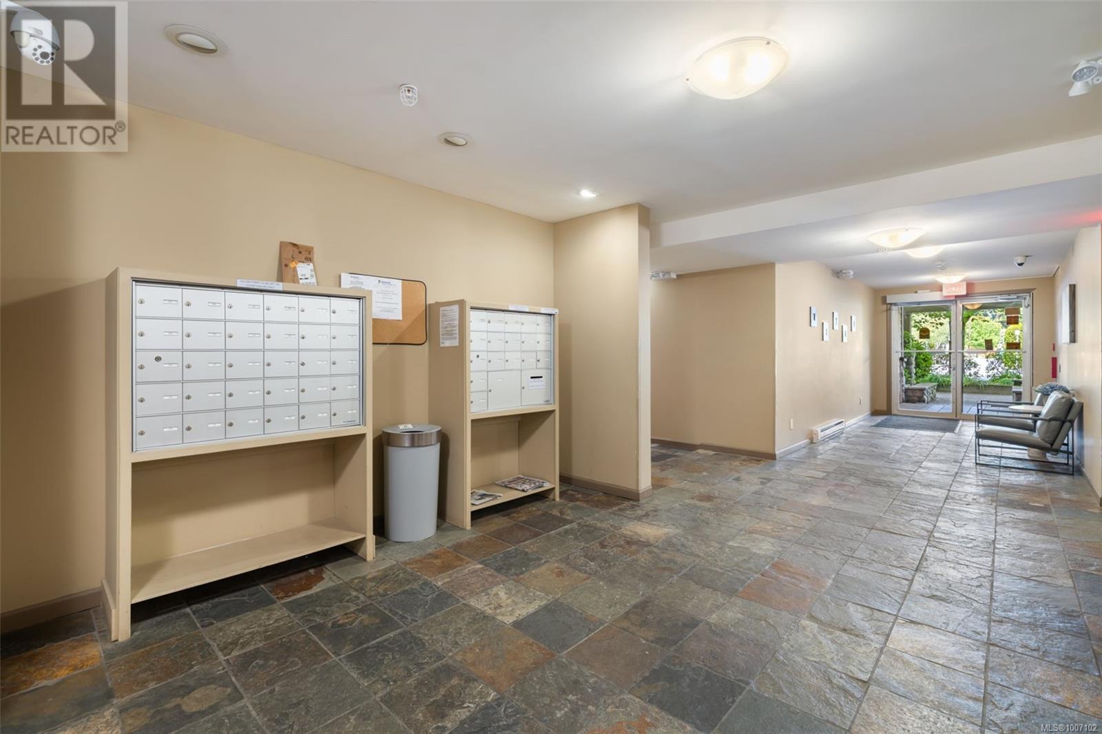 314 655 Goldstream Ave, Langford