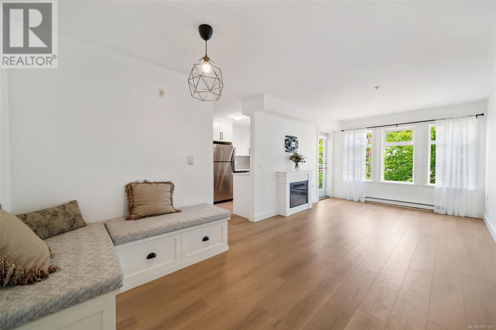314 655 Goldstream Ave, Langford