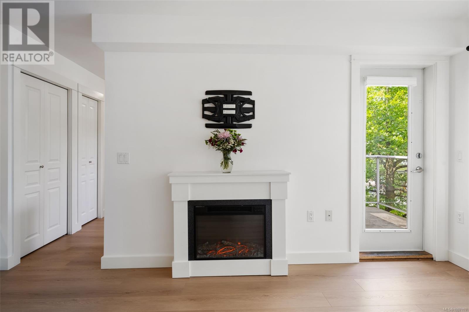 314 655 Goldstream Ave, Langford