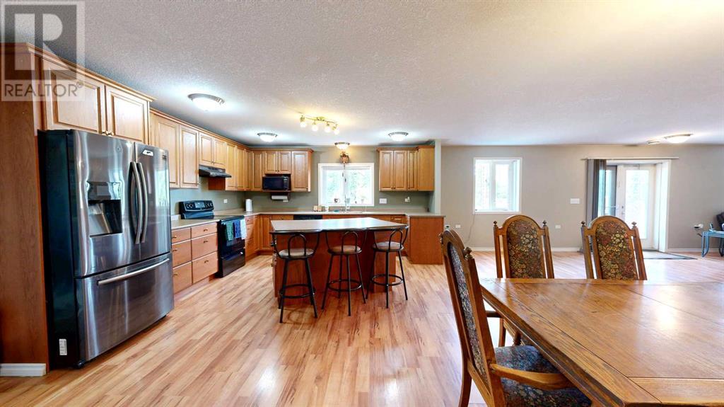 Photo 5 of 40446 Hwy 56, Rural Stettler No 6 County Of AB