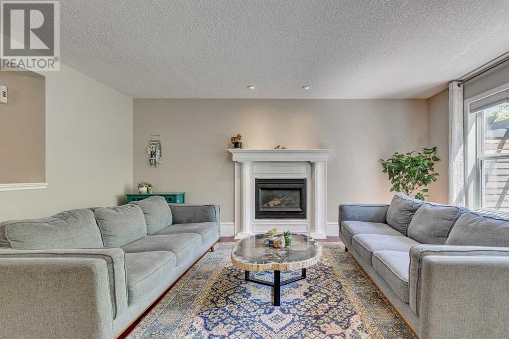 Single Family House for Sale in  Chapalina Place SE Chaparral Calgary 