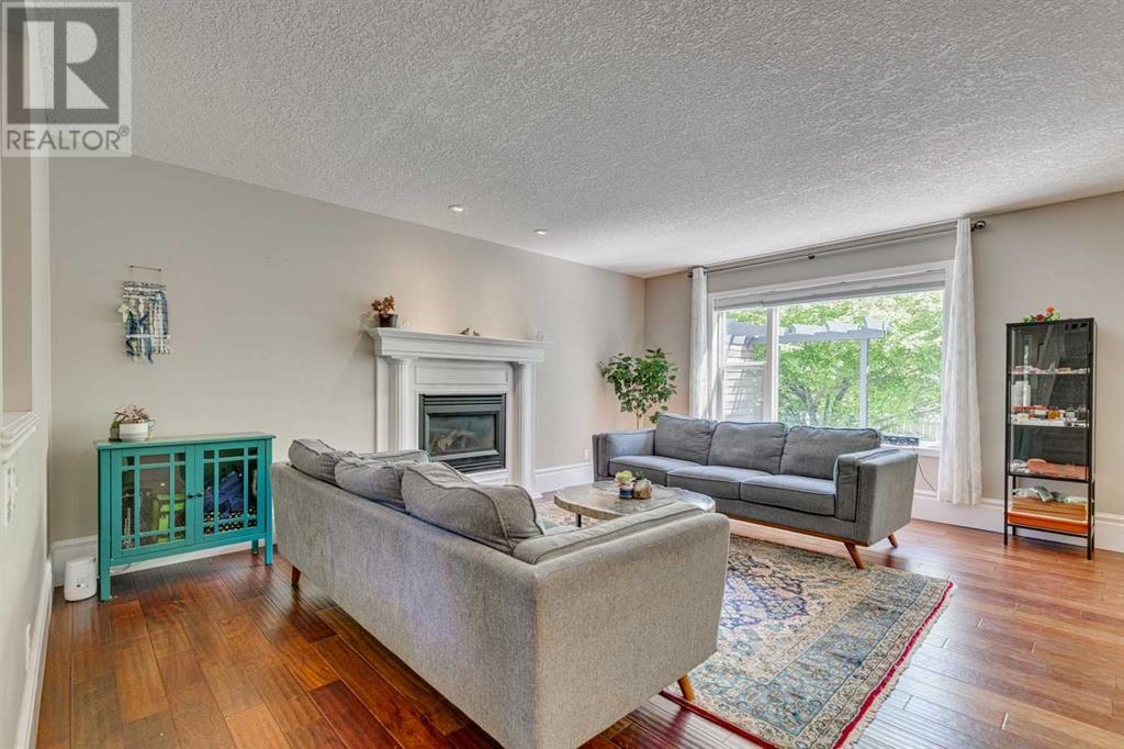 Single Family House for Sale in  Chapalina Place SE Chaparral Calgary 