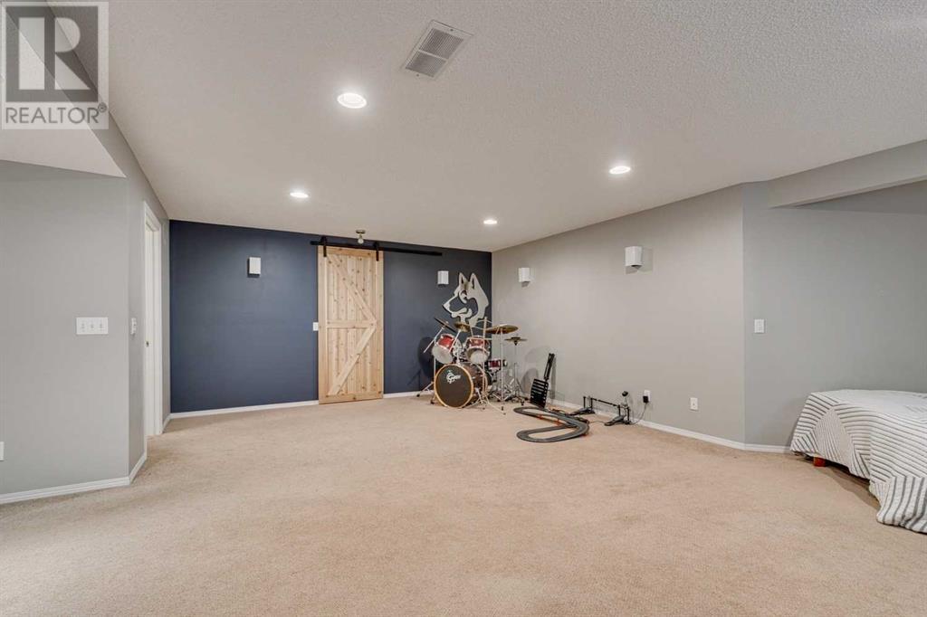 Single Family House for Sale in  Chapalina Place SE Chaparral Calgary 