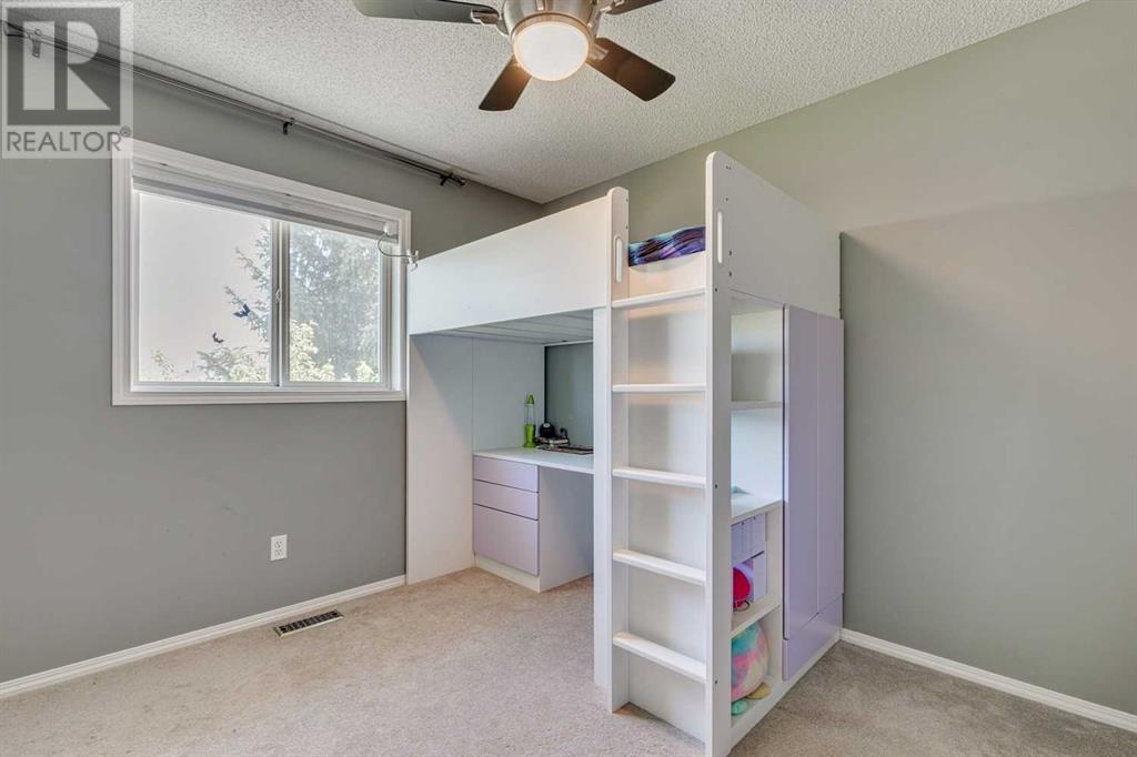 Single Family House for Sale in  Chapalina Place SE Chaparral Calgary 