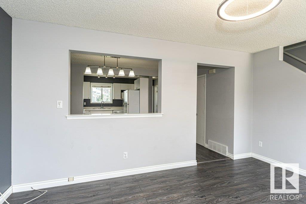 Photo 31 of 1608 Mill Woods Rd E Nw, Edmonton AB