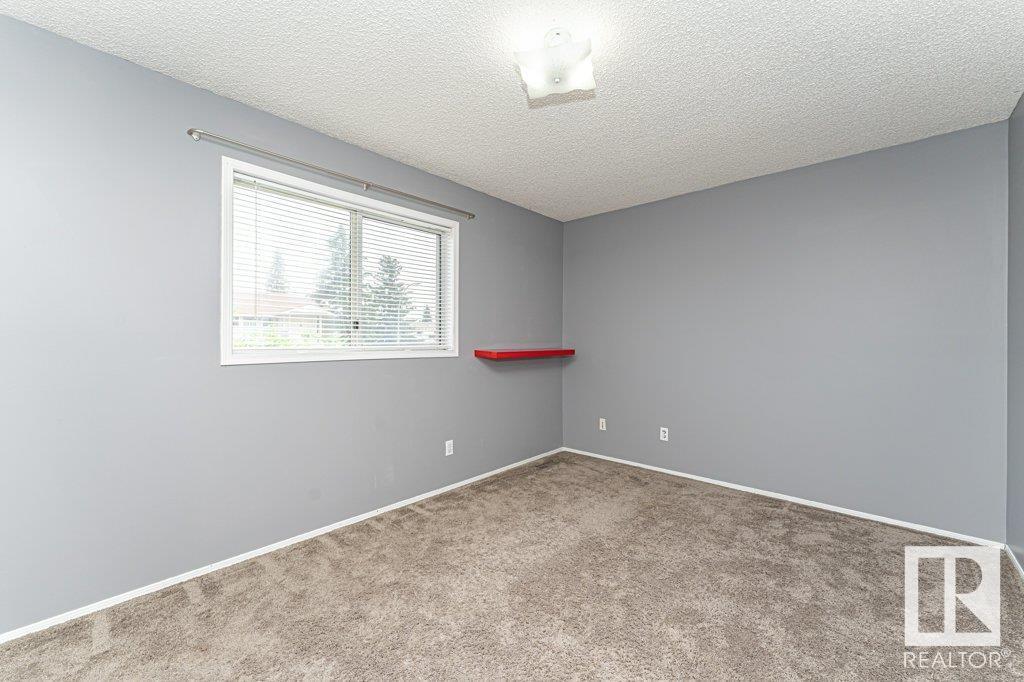 Photo 23 of 1608 Mill Woods Rd E Nw, Edmonton AB