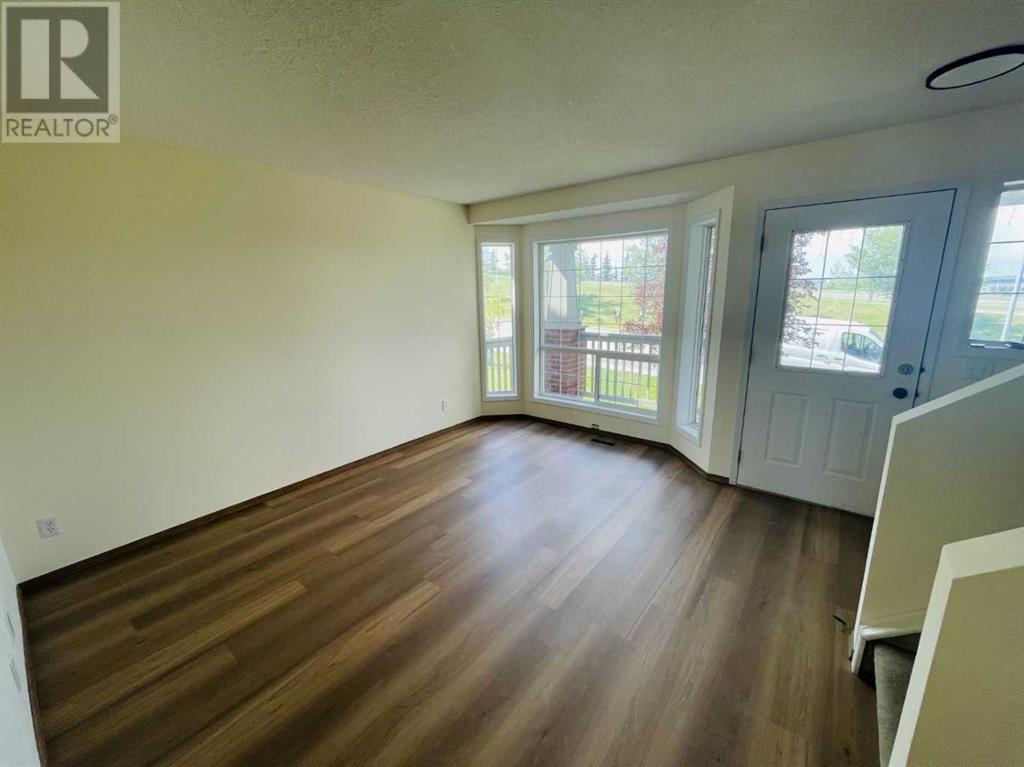 Single Family House for Sale in  Hidden Hills Road NW Hidden Valley Calgary 