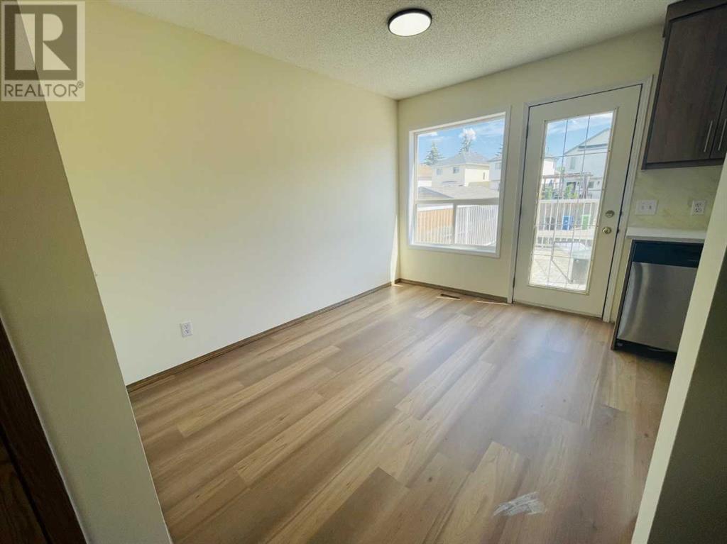 Single Family House for Sale in  Hidden Hills Road NW Hidden Valley Calgary 