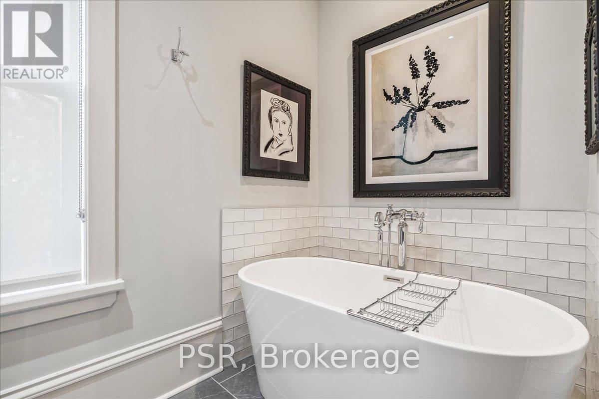 Photo 30 of 220 Herkimer Street, Hamilton ON
