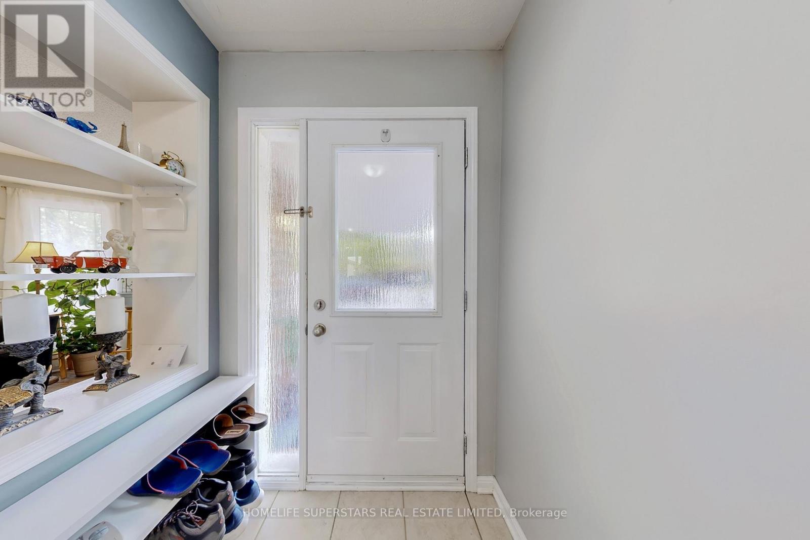 Photo 27 of 68 Nunn Crescent, New Tecumseth ON