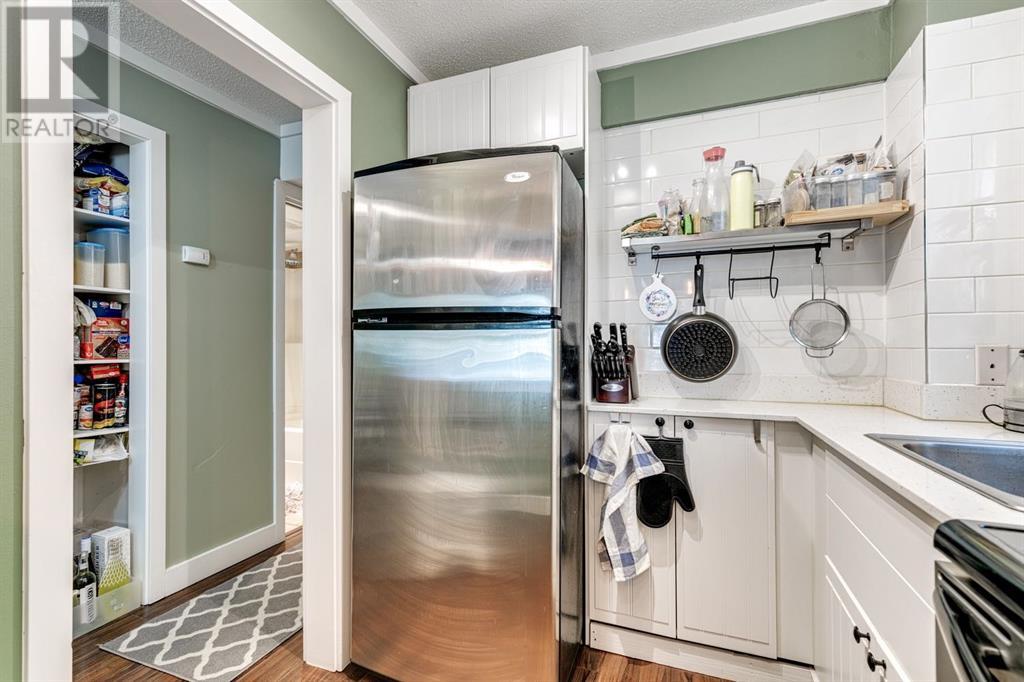 Single Family House for Sale in    Street SW Lower Mount Royal Calgary 